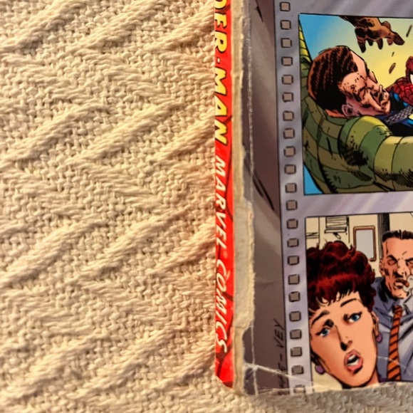 Marvel Comics Spider-Man Untold Tales - Picture 4 of 6